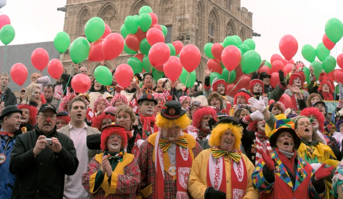 Feiernde im Karneval „das Gegenbild zum Terroristen“